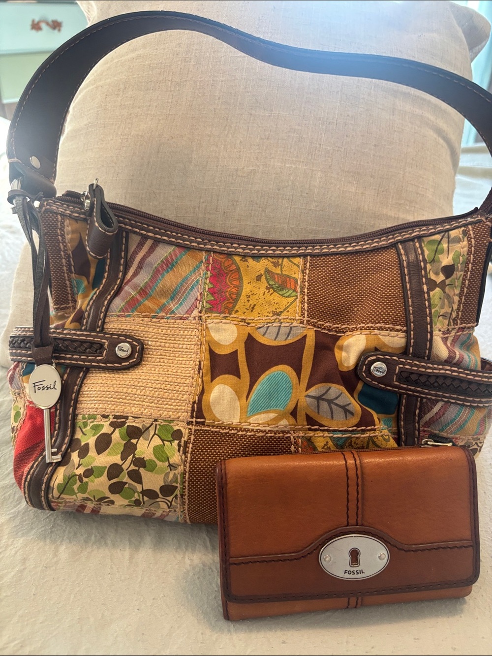 Vintage Y2K Fossil Patchwork CanvasLeather Shoulder Bag in Multi w Maddox Wallet